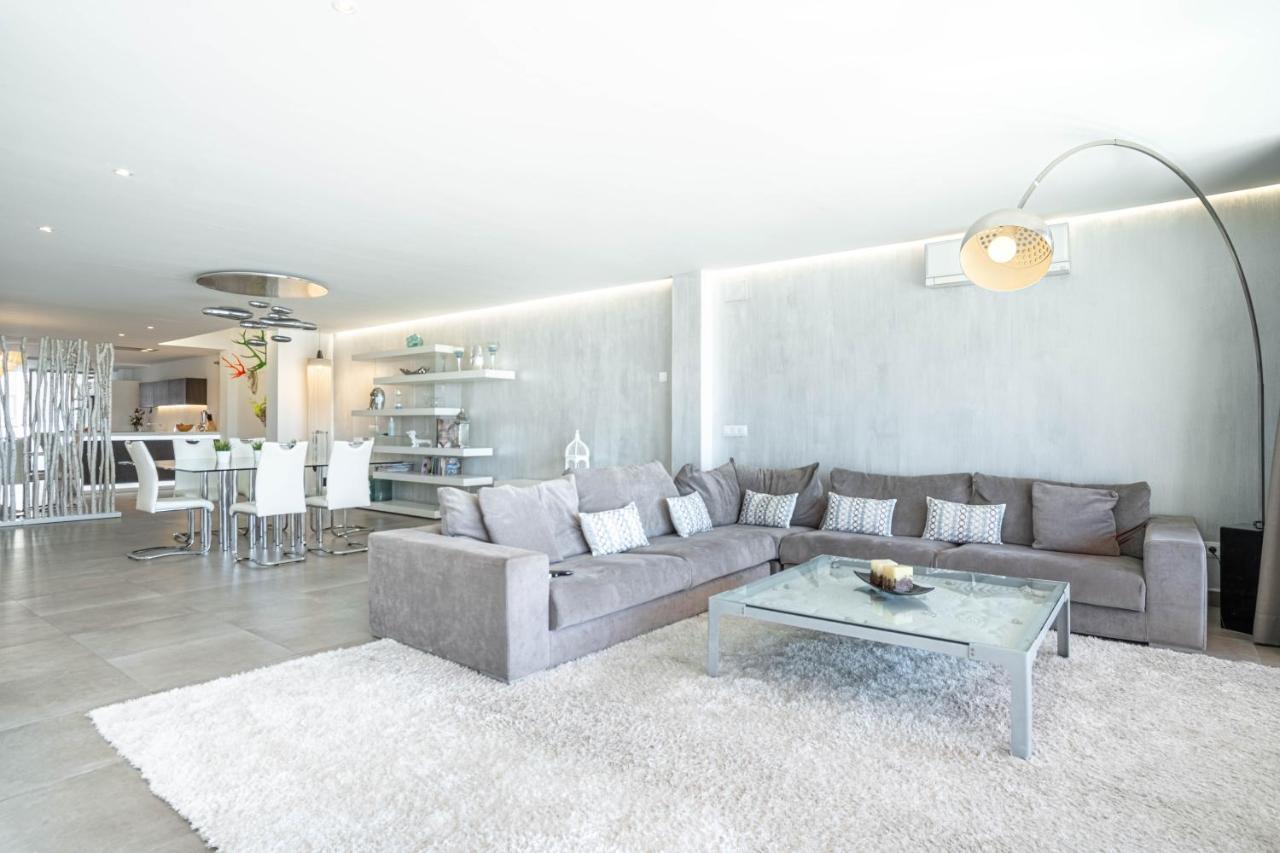 Grand Terrace Apartment In Puerto De Alcudia Zewnętrze zdjęcie