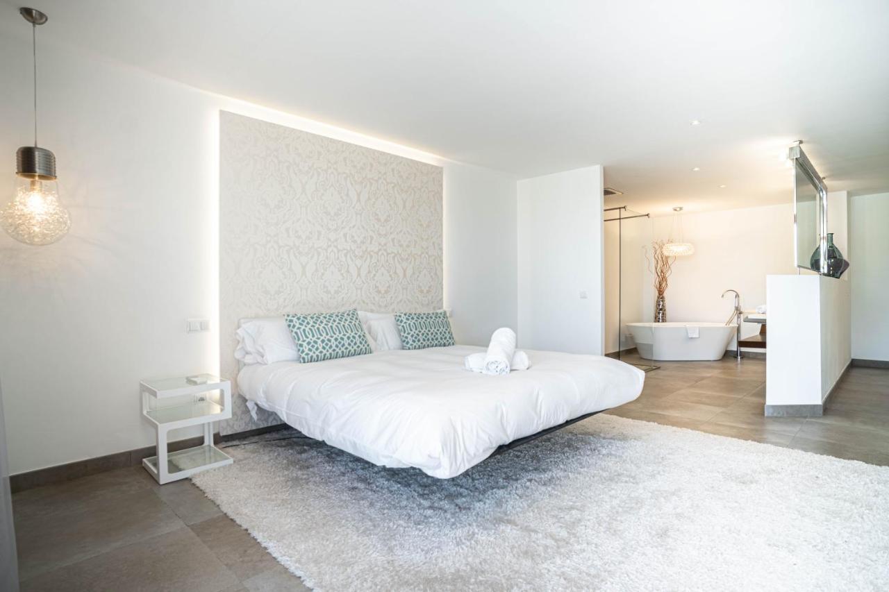 Grand Terrace Apartment In Puerto De Alcudia Zewnętrze zdjęcie
